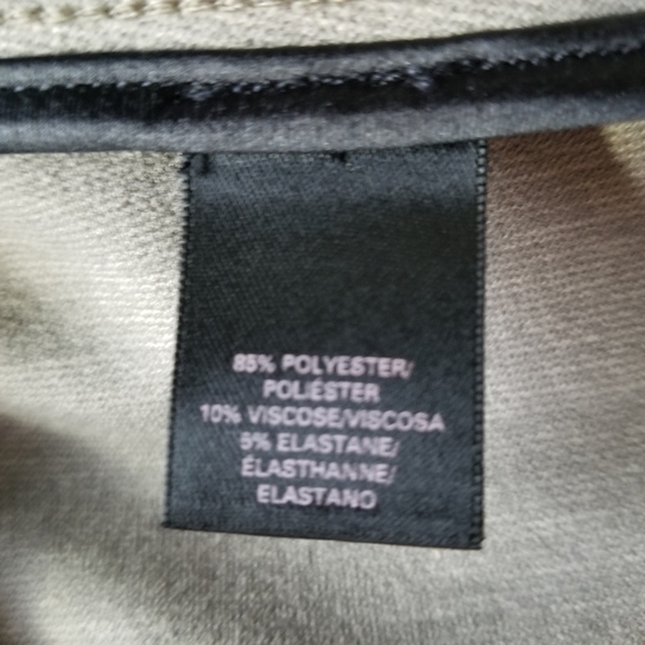 Victoria's Secret Leopard Print Skirt Size… - Picture 7 of 7